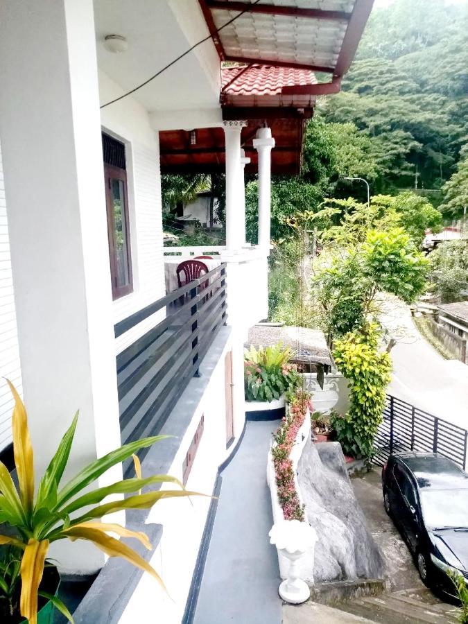 Chandi Mahal Homestay 캔디 외부 사진